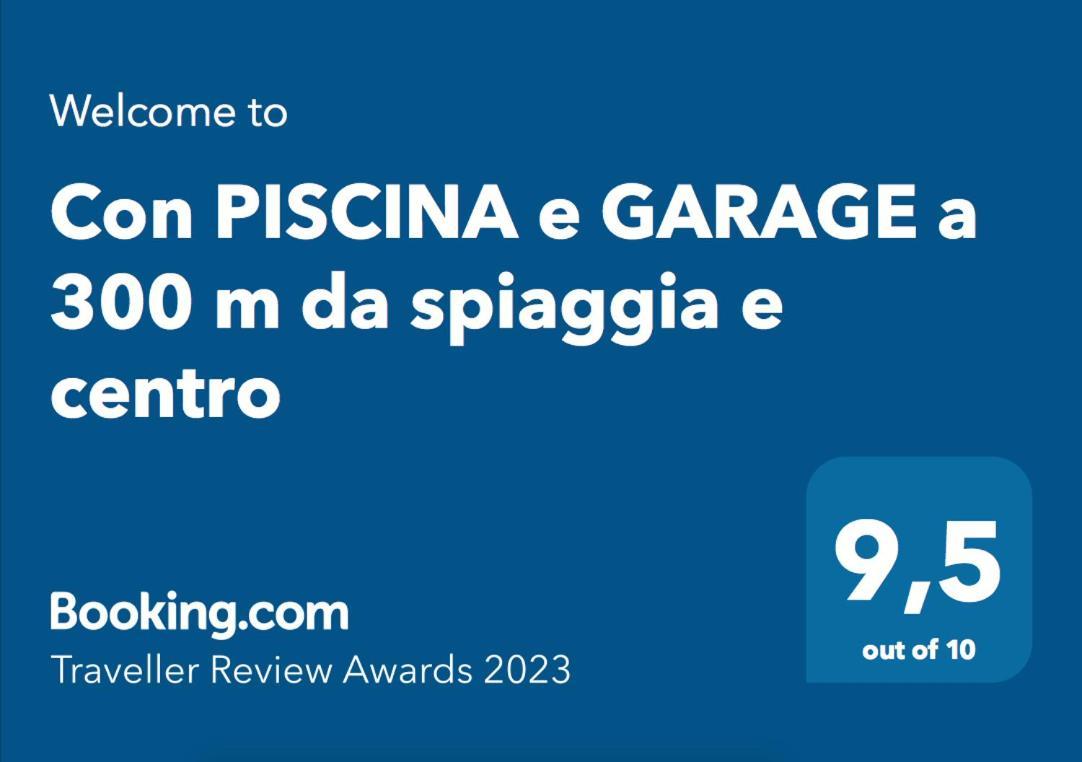 Con Piscina E Garage A 300 M Da Spiaggia E Centro Torre dell'Orso Bagian luar foto